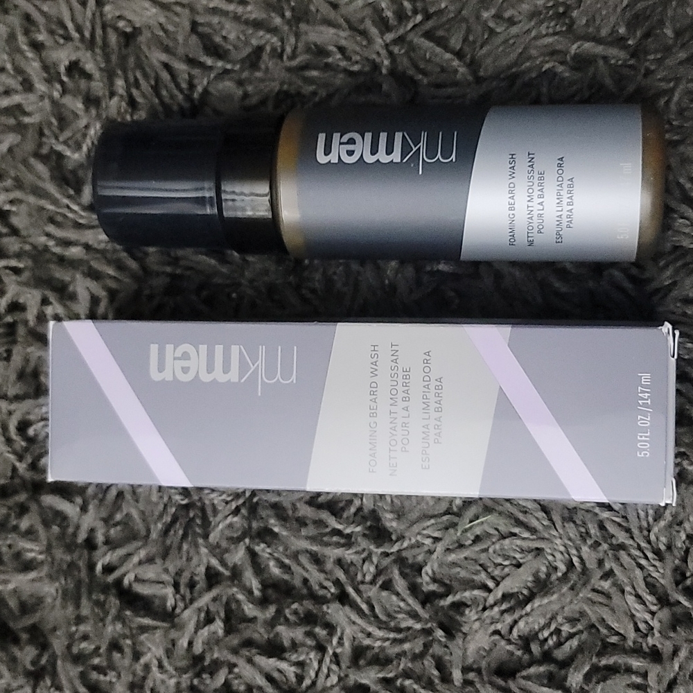 🧔🏾NIB MK Men Foaming Beard Wash🧔🏻